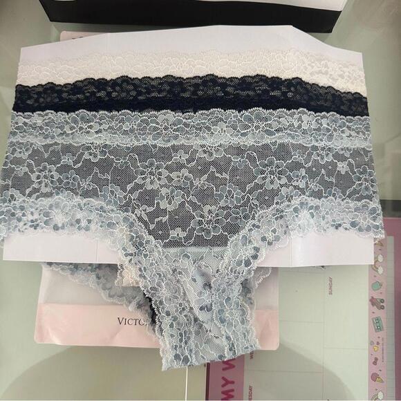 Victoria’s Secret Lace Cheeky Panties - Picture 4 of 6